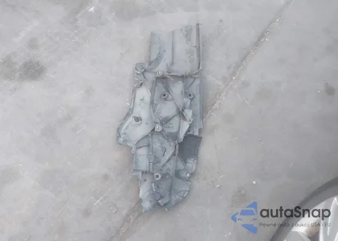 2015 Toyota Sienna Xle Premium 8 Passenger z USA, uszkodzony, nr VIN 5TDYK3DC1FS667913